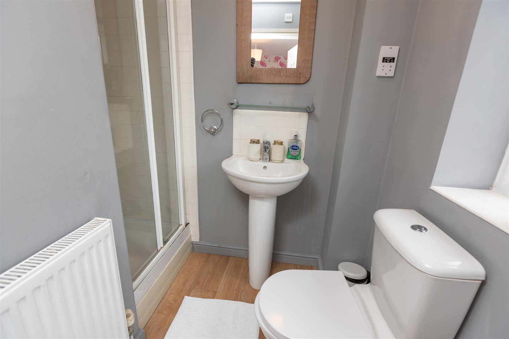 Ffordd Y Gamlas, Bynea, Llanelli, SA14 9AY
